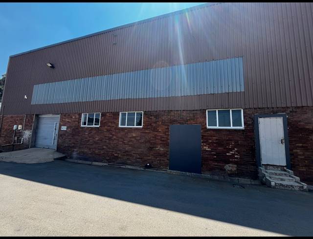 371M² WAREHOUSE TO LET IN ANDERBOLT